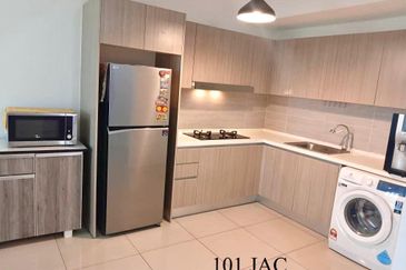 Adria Residence @ Gravit8