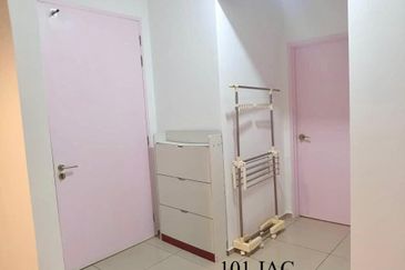 Adria Residence @ Gravit8