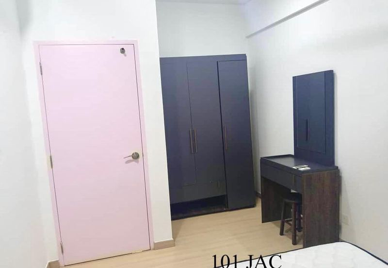 Adria Residence @ Gravit8