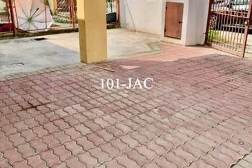 Jalan Makyong, Bandar Bukit Raja