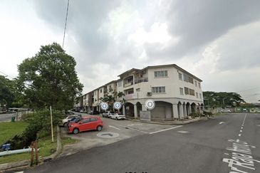 [HIGH ROI 5.75% | FACING MAIN ROAD] Taman Saga 3 @ Klang, Ground Floor Endlot Shop