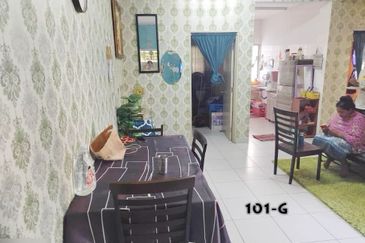 Pangsapuri Akasia, Bandar Botanic