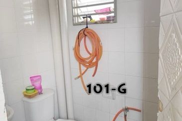 Pangsapuri Akasia, Bandar Botanic