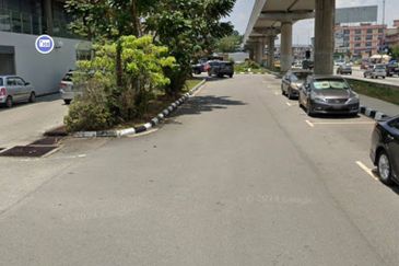 Jalan Meru, Batu 7
