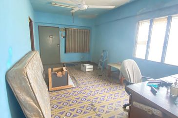 Flat Kelompok Camar (Port Klang)