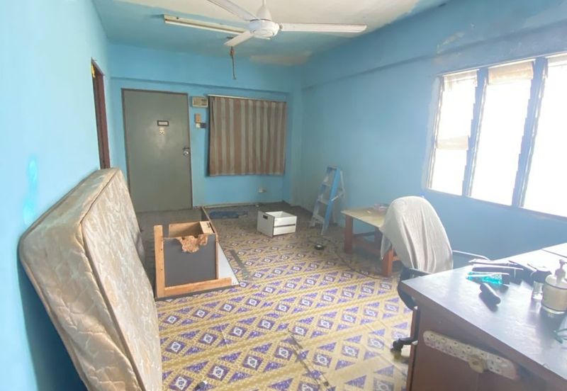 Flat Kelompok Camar (Port Klang)