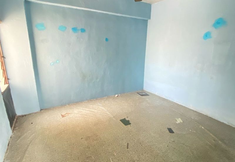 Flat Kelompok Camar (Port Klang)