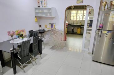 Port Klang (Pelabuhan Klang)