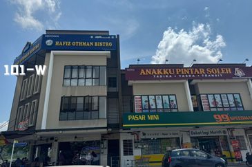 [HIGH ROI 4.9 % | FACING MAIN ROAD] Taman Mutiara Kundang @ Rawang, Double Storey Shoplot