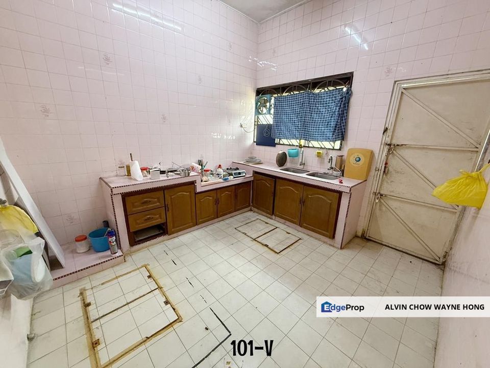 [PARTIALLY FURNISHED | GOOD CONDITION] Taman Melawis @ Near Teluk Pulai Klang, Single Storey Terrace House, Selangor, Klang