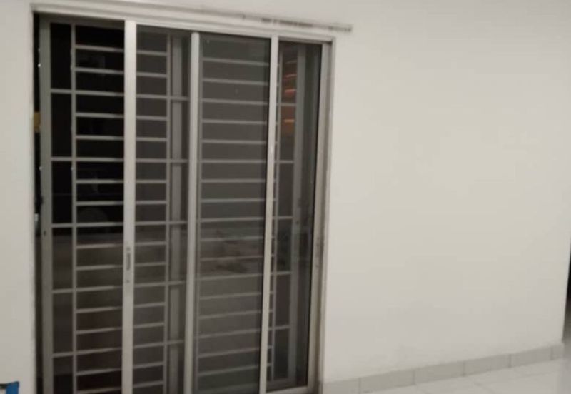 Pangsapuri Akasia, Bandar Botanic