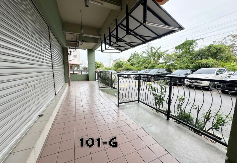 [RENOVATED & FURNISHED | PRIME LOCATION] Jalan Pekan Baru Klang, Ground Floor Corner Shoplot
