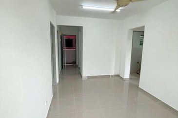 Bandar Bukit Tinggi 1 Apartment