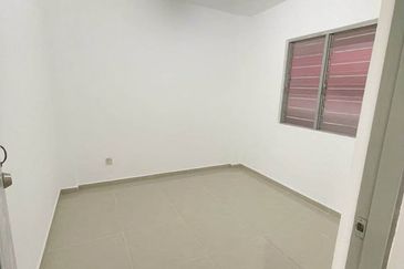 Bandar Bukit Tinggi 1 Apartment