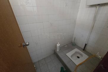 Taman Tepi Sungai ( Taman Teluk Pulai Indah )