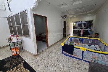 Taman Tepi Sungai ( Taman Teluk Pulai Indah )