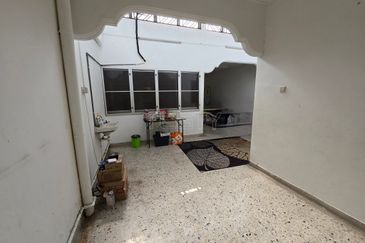 Taman Tepi Sungai ( Taman Teluk Pulai Indah )