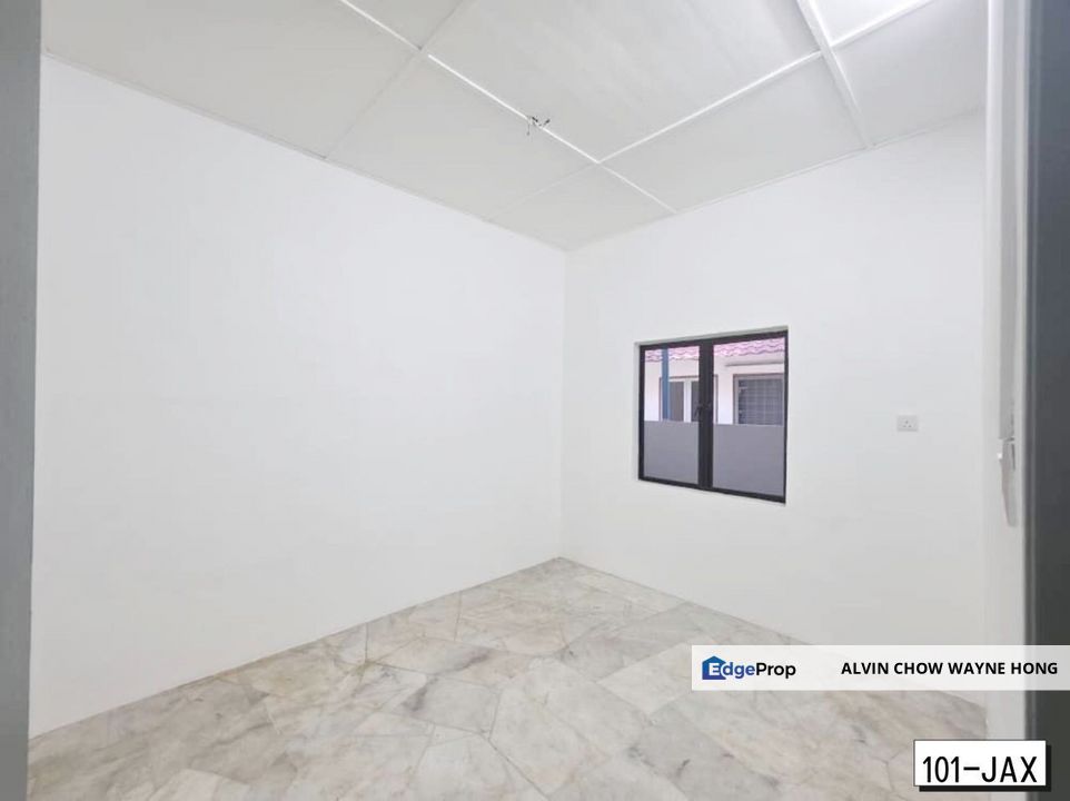 [NEWLY REFURBISHED | MOVE IN CONDITION] Pekan Meru @ Klang, Single Storey Terrace House, Selangor, Klang