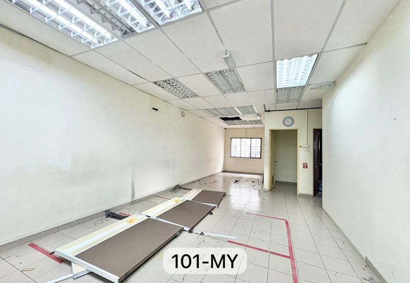 Bayu Tinggi Commercial Centre -Taipan