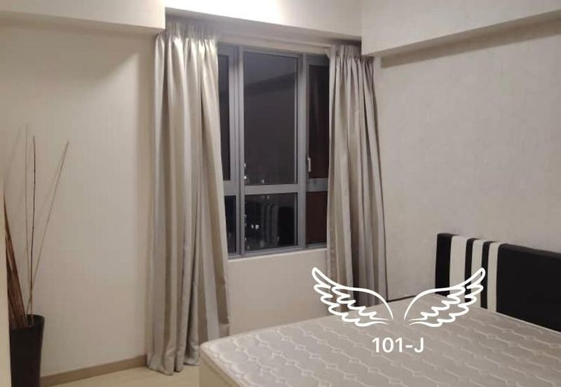 Gravit8 @ Klang South