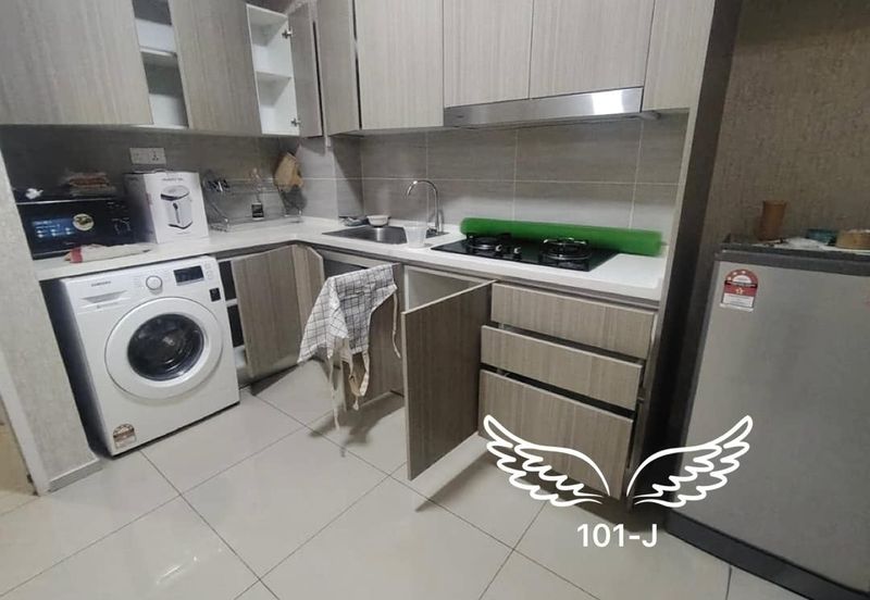 Gravit8 @ Klang South