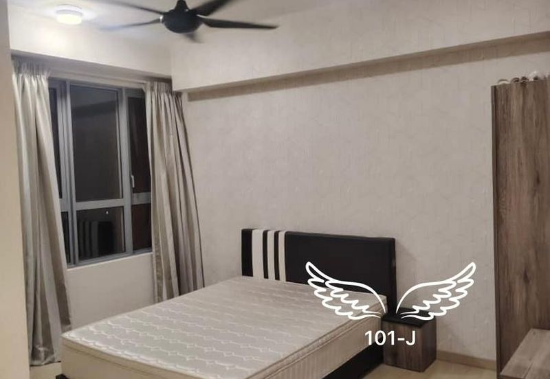 Gravit8 @ Klang South