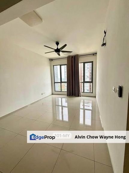 [SUPER BELOW MARKET / PARTIALLY FURNISHED] Gravit8 Service Apartment @ Kota Bayuemas Klang, Selangor, Klang