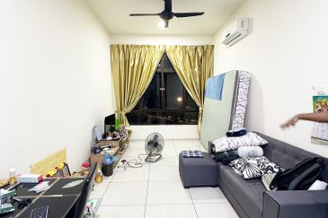 D'Summit Residences @ Kempas Utama