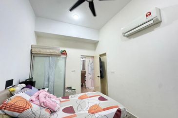 The Canal Garden South, Horizon Hills