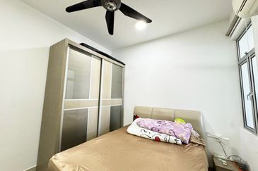 The Canal Garden South, Horizon Hills