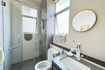 The Canal Garden South, Horizon Hills