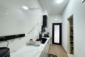 The Canal Garden South, Horizon Hills