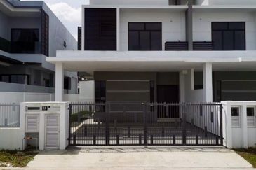 Persiaran Desa Tebrau