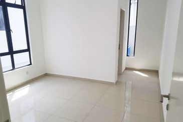 Persiaran Desa Tebrau