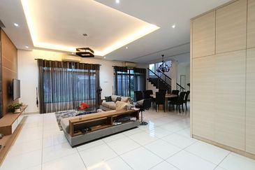 Jalan Persiaran Desa Tebrau