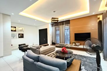 Jalan Persiaran Desa Tebrau