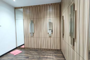 Jalan Persiaran Desa Tebrau