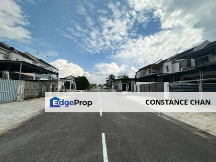 Taman Setia Tropika 4 Caryota Square Double Storey Terrace House 20x70, Renovated Unit, Johor, Setia Tropika