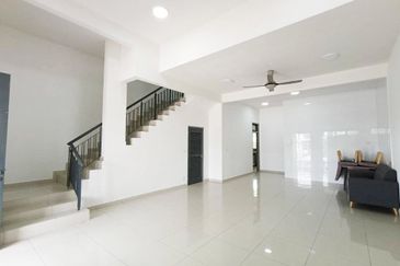 The Canal Garden North, Horizon Hills