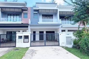 The Canal Garden North, Horizon Hills