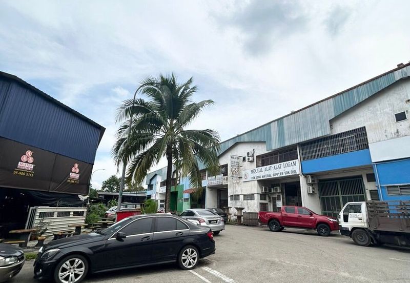 Taman Perindustrian Desa Plentong