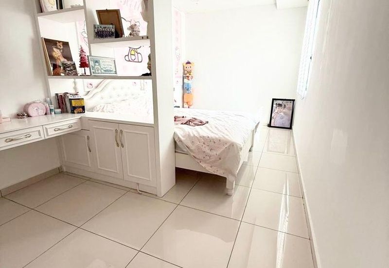 Oleander @ Kempas Utama