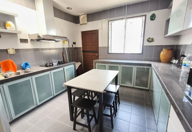 Bandar Baru Seri Alam