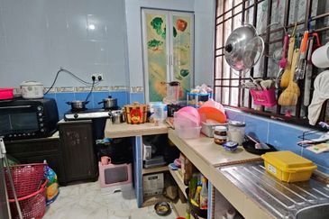 Flat Taman Ungku Tun Aminah