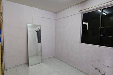 Flat Taman Ungku Tun Aminah