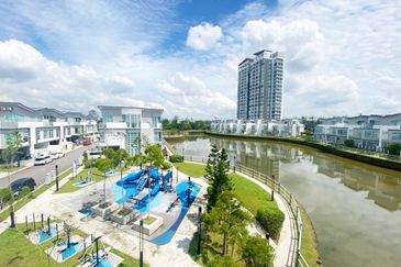 D'Lagoon, Taman Seri Austin