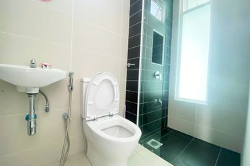 D'Lagoon, Taman Seri Austin