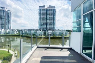 D'Lagoon, Taman Seri Austin