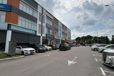 Crest @ Austin Emerald 1