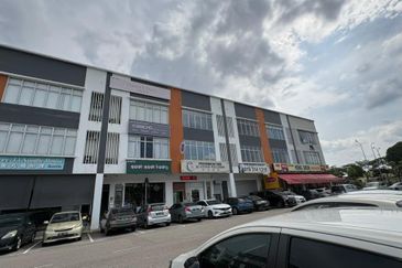 Crest @ Austin Emerald 1